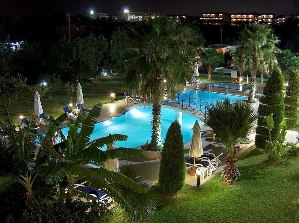 Hotell Stavros Melathron 2*